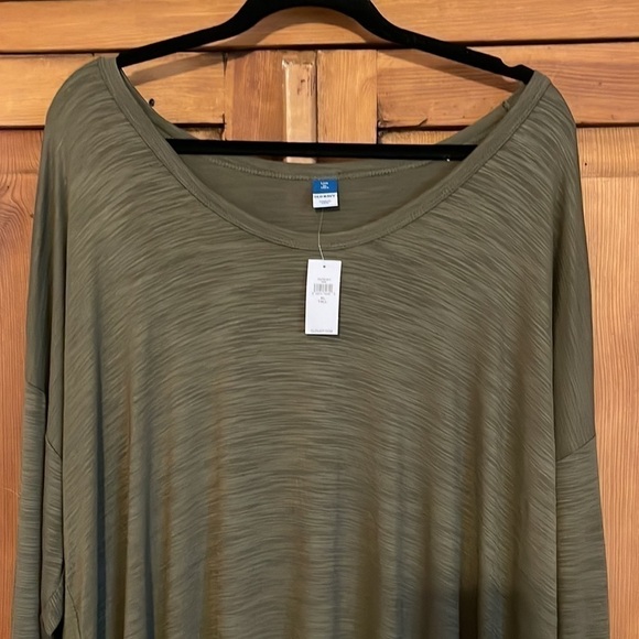 NWT Old Navy Green Long Sleeve Blouse Sz. XL- Tall - Picture 9 of 15